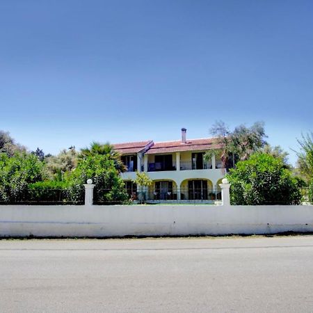 La Casa De Dalia Otel Lefkimmi  Dış mekan fotoğraf